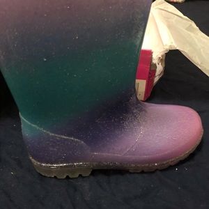 Rain boots-light ups